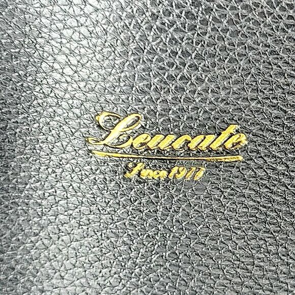 Leucate Leather Shoulder Bag - Picture 2 of 7